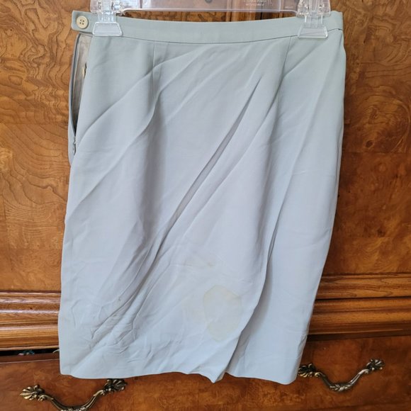 Giorgio Armani suit, light blue, size 40 Italian, ensemble jacket,skirt,vest - Picture 5 of 5